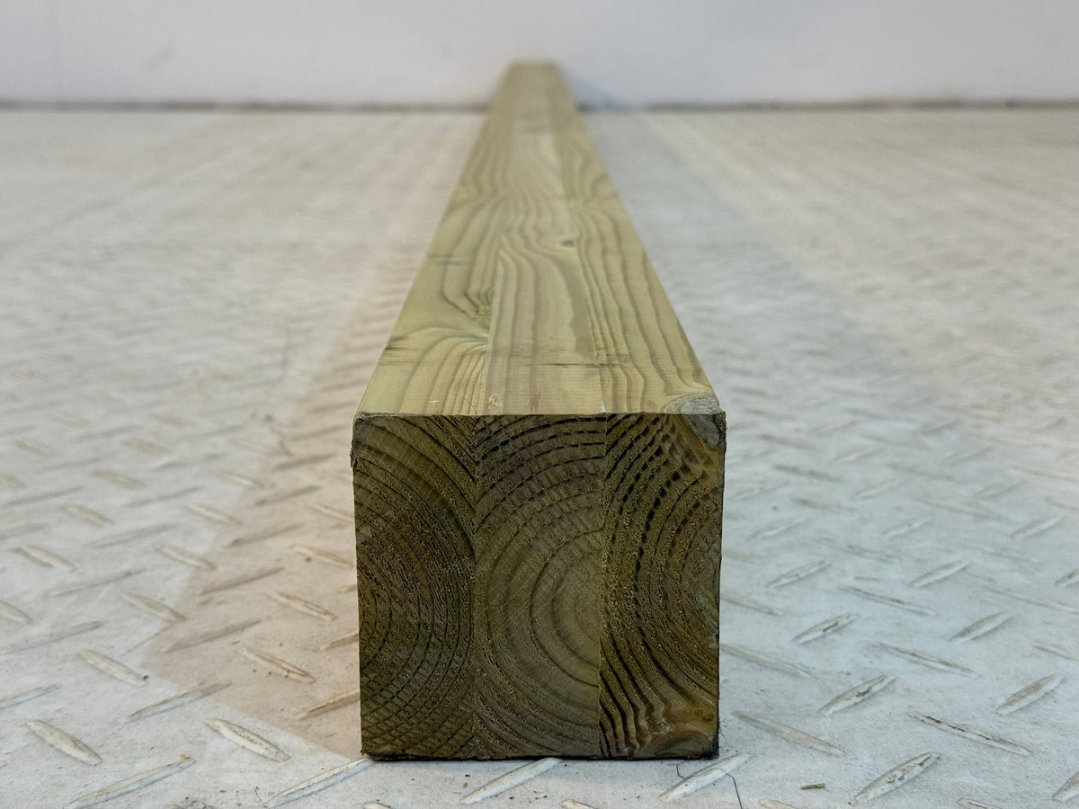 Pergola Post 94x94mm — Redwood, Kiln Dried, Laminated PAR