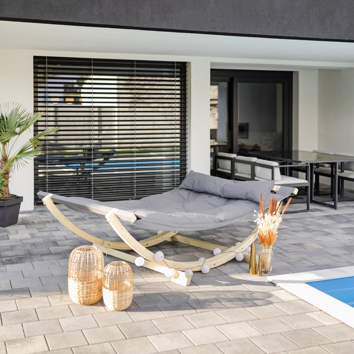 Amazonas Lounge Bed — Anthracite